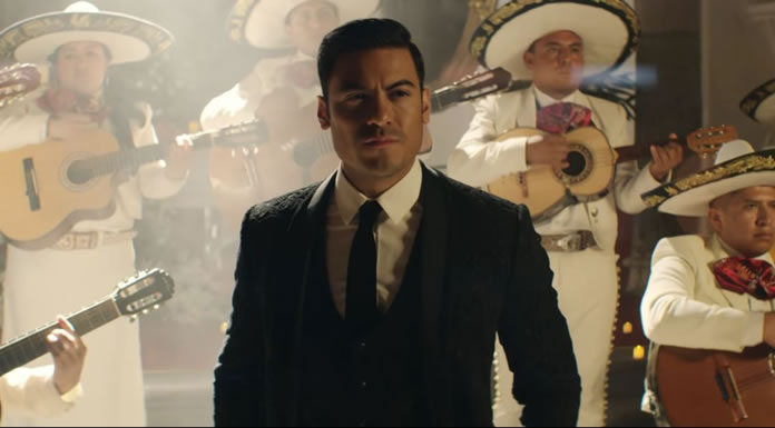 Carlos Rivera Presentó ''Regrésame Mi Corazón'' Su Más Reciente Sencillo & Video