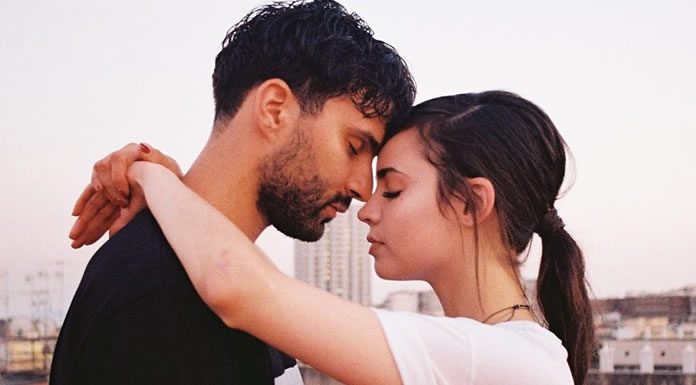 Sofía Carson Lanzó El Lyric Video & Teaser Oficial De Su Tema ”Rumors” Ft. R3hab Sofía Carson Lanzó Lyric Video & Teaser Oficial De Su Tema ''Rumors'' Ft. R3hab