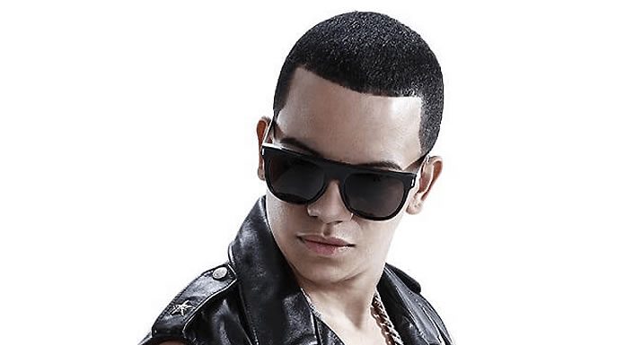 Certifican Oro El Album ”La Fama Que Camina” De J Alvarez Certifican Oro El Album ''La Fama Que Camina'' De J Alvarez
