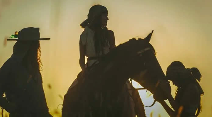 Draco Rosa Lanza El Video Oficial De "En Las Horas Más Tristes"