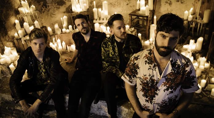 Foals Presenta Su Nuevo Sencillo “The Runner” Foals Presenta Su Nuevo Sencillo "The Runner"
