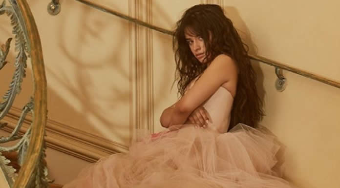 Camila Cabello Presenta Su Nuevo Sencillo Y Video "Easy"