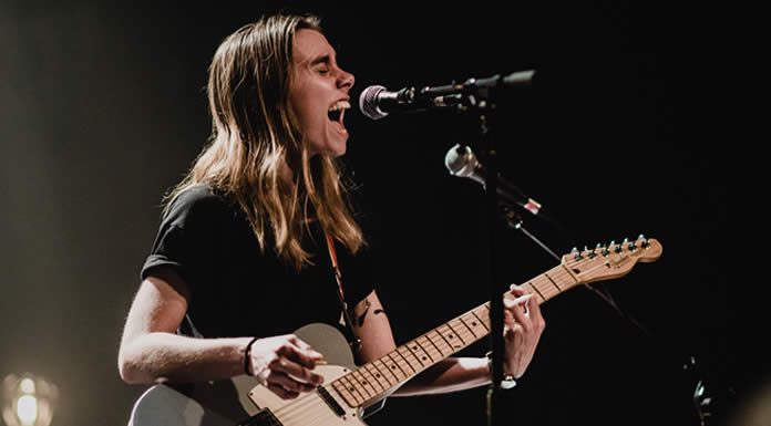 Julien Baker Lanza Dos Sencillos Consecutivos “Tokyo” Y “Sucker Punch” Julien Baker Lanza Dos Sencillos Consecutivos "Tokyo" Y "Sucker Punch"