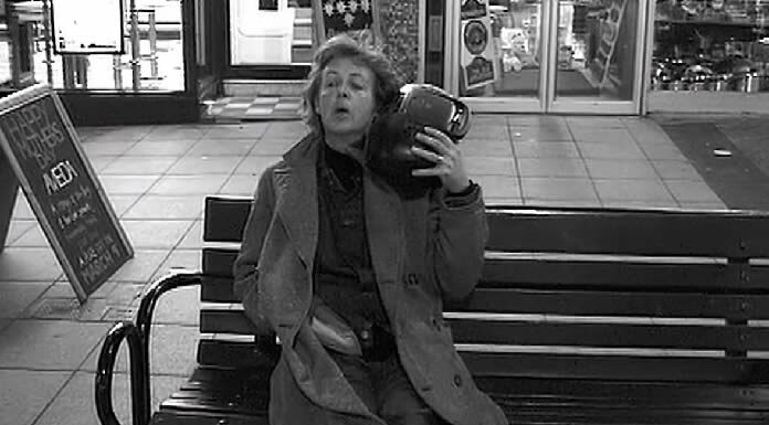 Paul McCartney Estrena EP Y Video De "The World Tonight"