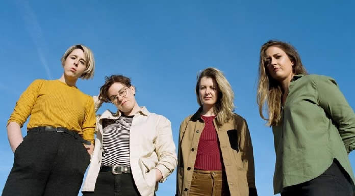 Pillow Queens Anuncia Nuevo Álbum Con El Lanzamiento De “Handsome Wives” Pillow Queens Anuncia Nuevo Álbum Con El Lanzamiento De "Handsome Wives"