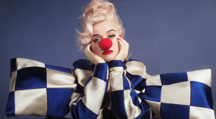 Katy Perry Comparte Su Nuevo Sencillo "Smile" Pista Que Da Título A Su Nuevo Álbum