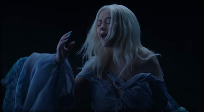 Christina Aguilera Estrena El Video De "Reflection (2020)" Del Soundtrack De "Mulan"