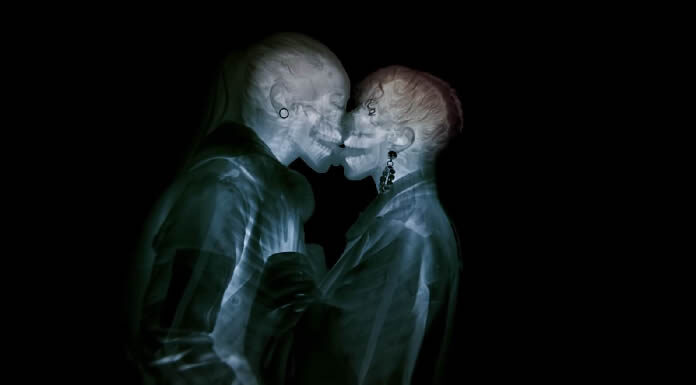 Flatbush Zombies & James Blake Lanzan El Nuevo Sencillo Y Video “Afterlife” Flatbush Zombies & James Blake Lanzan El Nuevo Sencillo Y Video "Afterlife"