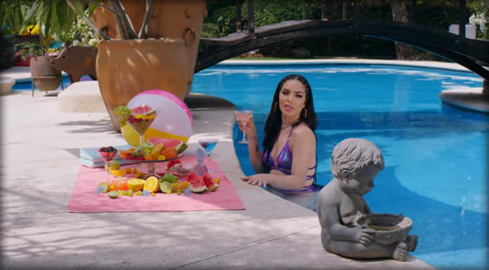 Kim Loaiza Estrena El Video Oficial De Su Sencillo “Bye Bye” Ft. JD Pantoja Kim Loaiza Estrena El Video Oficial De Su Sencillo "Bye Bye" Ft. JD Pantoja