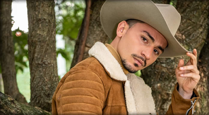 Miguel Huertas Presenta Su Nuevo Sencillo Y Video "La Sigo Amando"