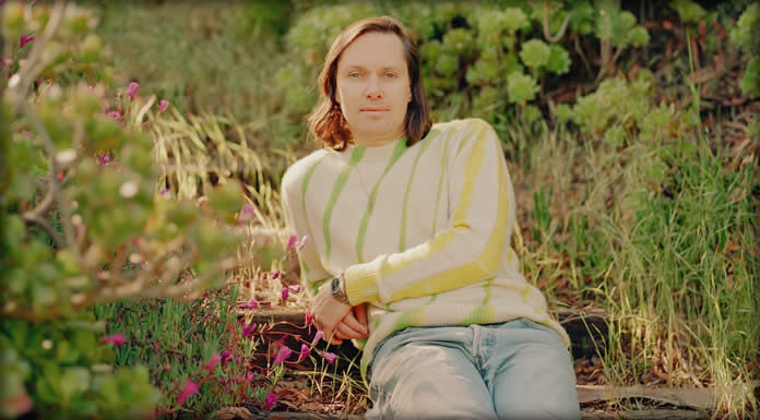 Rhye Estrena Su Nuevo Sencillo Y Video “Helpless” Rhye Estrena Su Nuevo Sencillo Y Video Helpless