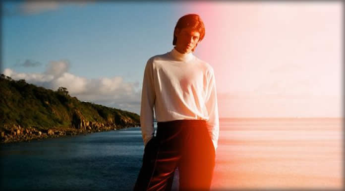 Ruel Presentó “As Long As You Care” Nuevo Sencillo Y Video De Su EP “Bright Lights, Red Eyes” Ruel Presentó "As Long As You Care" Nuevo Sencillo Y Video De Su EP "Bright Lights, Red Eyes"