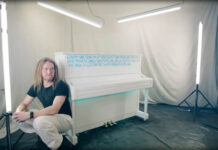 Tim Minchin Lanza "Airport Piano" Cuarto Adelanto De Su Próximo Álbum "Apart Together"