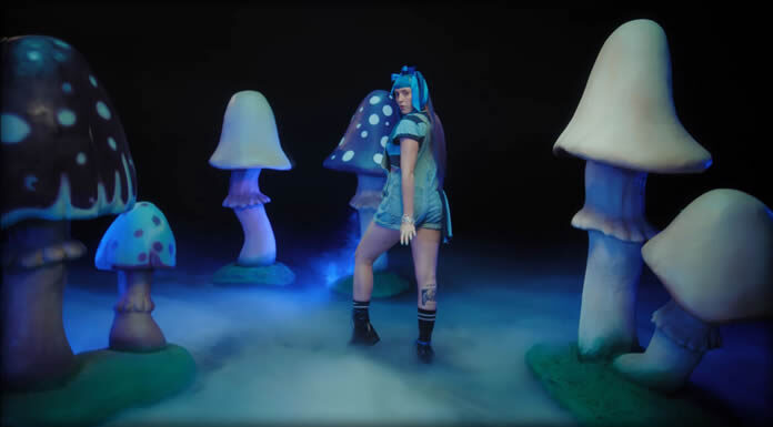 Ashnikko Estrena El Video Oficial De Su Sencillo “Halloweenie III: Seven Days” Ashnikko Estrena El Video Oficial De Su Sencillo "Halloweenie III: Seven Days"