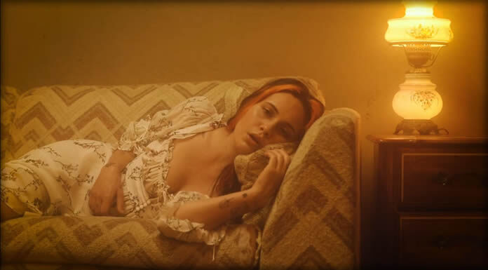 Bea Miller Estrena El Video Oficial De Su Sencillo “Making Bad Decisions” Bea Miller Estrena El Video Oficial De Su Sencillo "Making Bad Decisions"