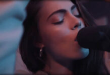 Emily Weisband Comparte La Versión Acústica De Su Nuevo Sencillo “Dumber” Emily Weisband Comparte La Versión Acústica De Su Nuevo Sencillo "Dumber"
