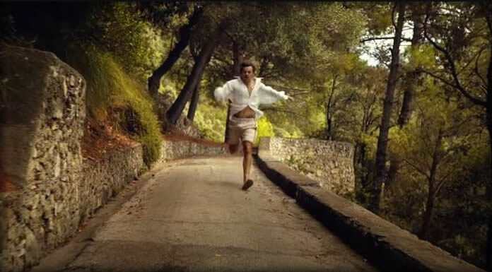 Harry Styles Presenta El Video Oficial De Su Sencillo “Golden” Harry Styles Presenta El Video Oficial De Su Sencillo "Golden"