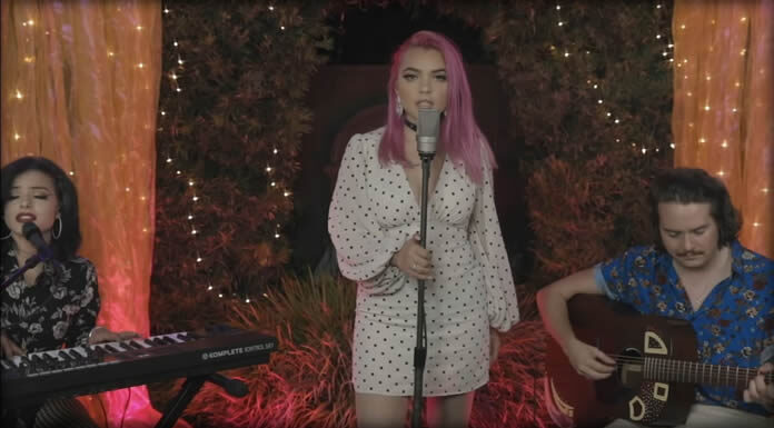 Hey Violet Presentó La Versión Acústica De Su Sencillo "Party Girl"