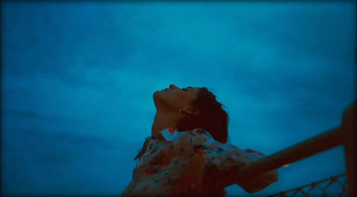 LÉON Presenta Su Segundo Álbum De Estudio “Apart” LÉON Presenta Su Segundo Álbum De Estudio "Apart"