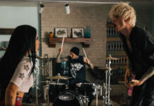 Machine Gun Kelly Estrena El Video Oficial De “Forget Me Too” Ft. Halsey Machine Gun Kelly Estrena El Video Oficial De "Forget Me Too" Ft. Halsey