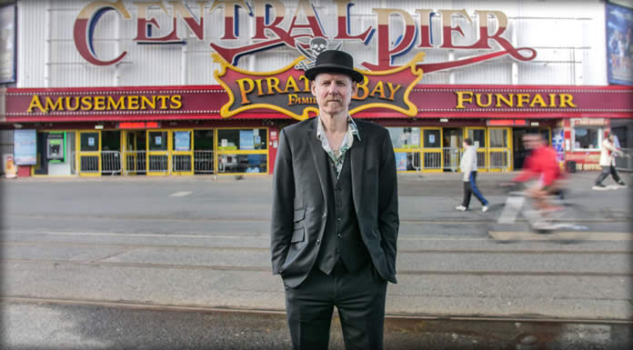 Martin Wardley Presenta Su Nuevo Sencillo Y Video "Resurrecting The Show"