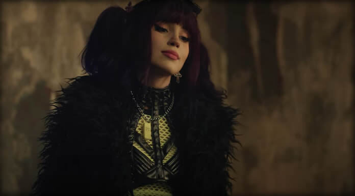 Mia Rodríguez Presenta El Video Oficial De Su Sencillo “Beautiful & Bittersweet” Mia Rodríguez Presenta El Video Oficial De Su Sencillo "Beautiful & Bittersweet"