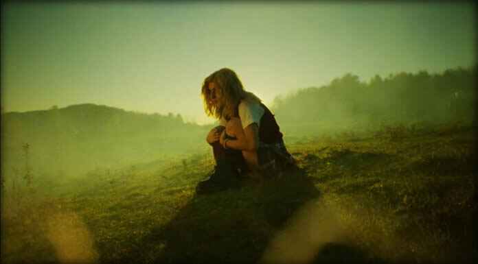 Renforshort Presenta El Video Oficial De Su Sencillo "Afterthoughts"