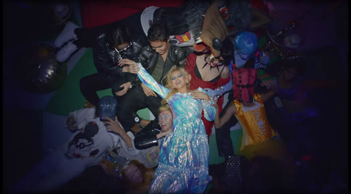 Salem Ilese Presenta El Video Oficial De Su Sencillo “Mad At Disney” Salem Ilese Presenta El Video Oficial De Su Sencillo "Mad At Disney"