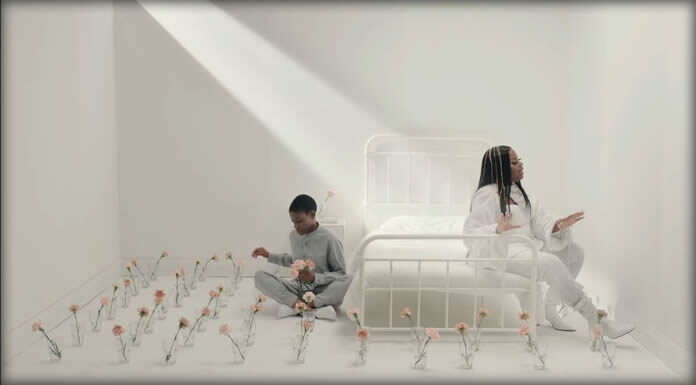 Savannah Ré Estrena “Solid” Tercer Sencillo Y Video De Su EP Debut “Opia” Savannah Ré Estrena "Solid" Tercer Sencillo Y Video De Su EP Debut "Opia"