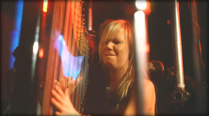 Tori Handsley Presenta El Video En Vivo De Su Nuevo Sencillo “Rivers Of Mind” Tori Handsley Presenta El Video En Vivo De Su Nuevo Sencillo "Rivers Of Mind"