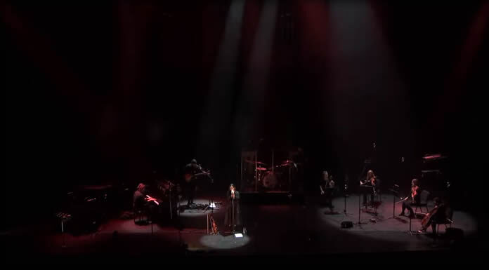 Ghostly Kisses Comparte "Where Do Lovers Go?" En Vivo Desde El Palais Montcalm