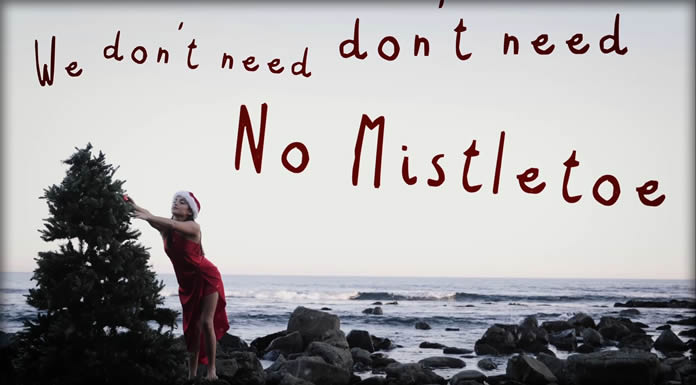 Isabela Merced Estrena El Video Lírico De Su Sencillo "Caliente Navidad"