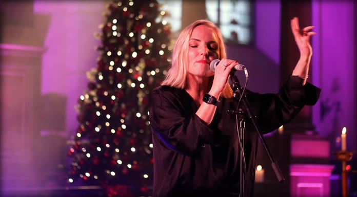 Kerry Ellis Presenta Su Nuevo Sencillo Y Video Navideño "One Beautiful Christmas" Ft. Brian May