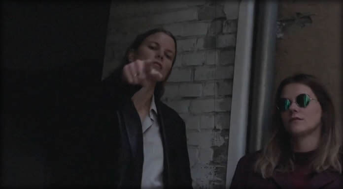 LINN Lanza Su Nuevo Sencillo Y Video “I’m Out Of Alcohol, You’re Out Of Your Mind” LINN Lanza Su Nuevo Sencillo Y Video "I'm Out Of Alcohol, You're Out Of Your Mind"