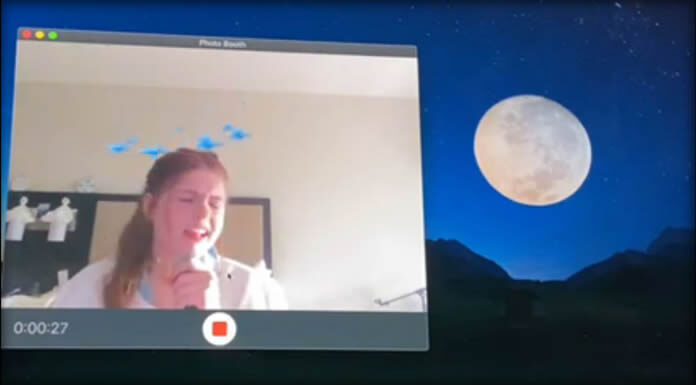 Catie Turner Comparte Su Versión De “Talking To The Moon” De Bruno Mars Catie Turner Comparte Su Versión De "Talking To The Moon" De Bruno Mars