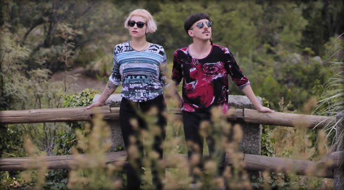 MielGabriela Estrenó Su Nuevo Sencillo De Larga Duración "Mañanas de BarbAzul"