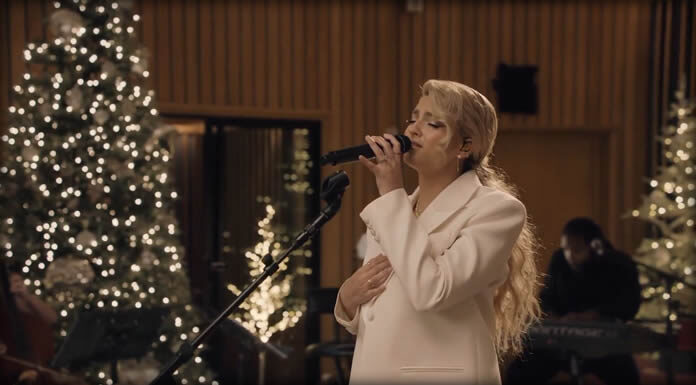 Tori Kelly Comparte Su Livestream “A Tori Kelly Christmas” (Live From Capitol Studios) Tori Kelly Comparte Su Livestream "A Tori Kelly Christmas" (Live From Capitol Studios)