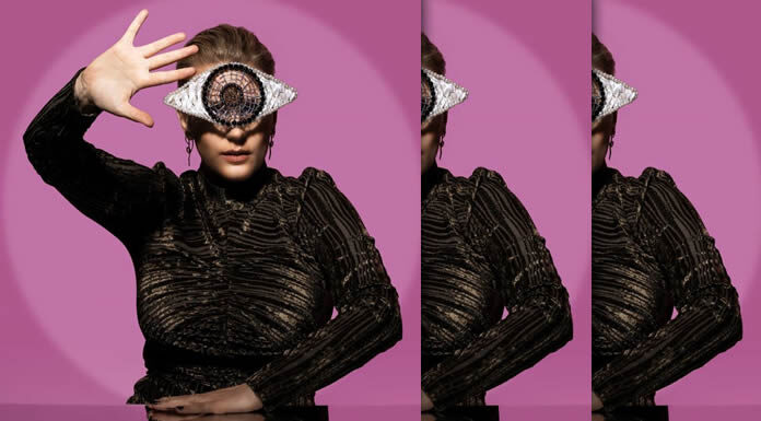 Jakobina Presenta Su Nuevo Sencillo “Walking On The Moon” Jakobina Presenta Su Nuevo Sencillo "Walking On The Moon"