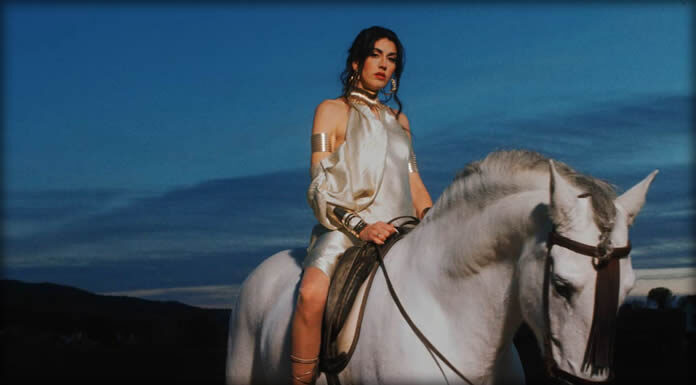 Queralt Lahoz Presenta Su Nuevo Sencillo Y Video "Tu Boca"