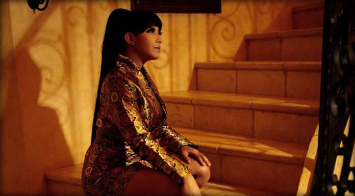 Valeria Cid Estrena Su Nuevo Sencillo Y Video “Low” Valeria Cid Estrena Su Nuevo Sencillo Y Video "Low"