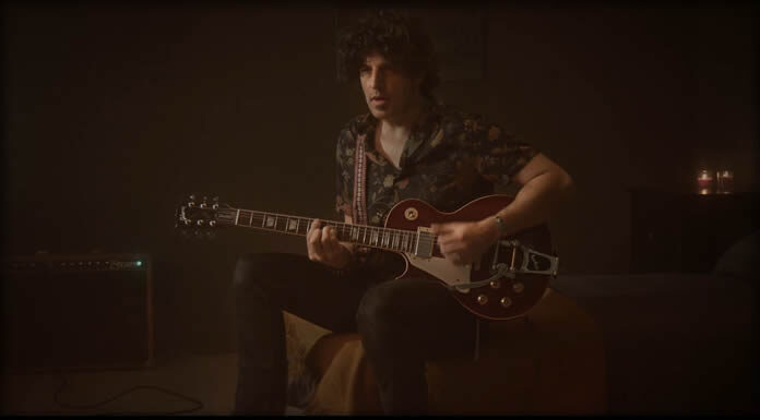 Juan Navazo Presenta El Video De "Todo Arderá" Tema Principal De La Serie "El Nudo"