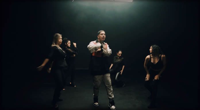 Derian Presenta Su Nuevo Sencillo Y Video "El Primer Auto"