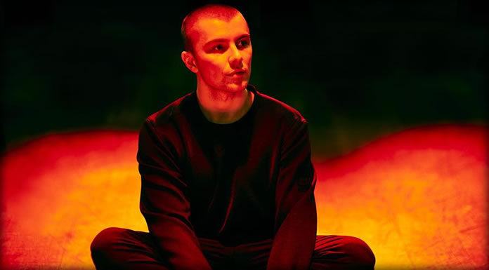 Graham Costello Estrena Su Nuevo Sencillo “Legion” Graham Costello Estrena Su Nuevo Sencillo "Legion"