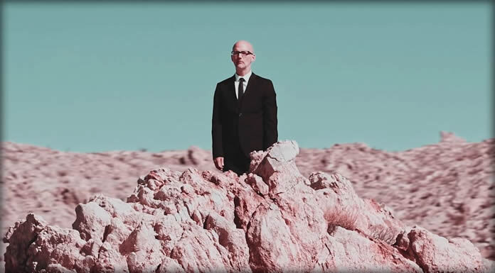 Moby La Versión Reprise De “Natural Blues” Ft. Gregory Porter Y Amythyst Kiah Moby La Versión Reprise De "Natural Blues" Ft. Gregory Porter Y Amythyst Kiah