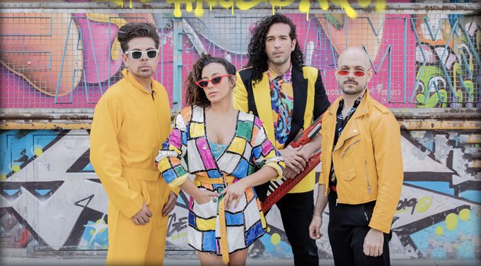 Playa Limbo Presenta Su Nuevo Sencillo Y Video “Qué Haces Aquí” Playa Limbo Presenta Su Nuevo Sencillo Y Video "Qué Haces Aquí"