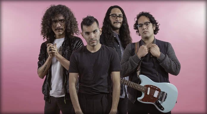 URSS Bajo El Árbol Presenta Su Versión De "Despierta Wendy" De Austin TV