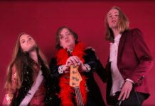 Velvet Insane Presenta Su Nuevo Sencillo Y Video “Backstreet Liberace” Ft. Dregen & Nicke Andersson Velvet Insane Presenta Su Nuevo Sencillo "Backstreet Liberace" Ft. Dregen & Nicke Andersson