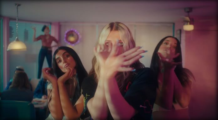 Baby Queen Estrena Su Nuevo Sencillo Y Video “American Dream” Baby Queen Estrena Su Nuevo Sencillo Y Video "American Dream"