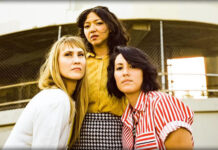 La Luz Presenta Su Nuevo Sencillo “In The Country” La Luz Presenta Su Nuevo Sencillo "In The Country"