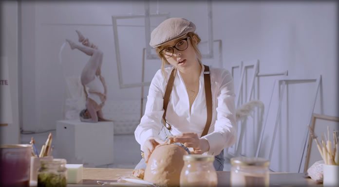 Paulina Presenta Su Nuevo Sencillo Y Video "Nuestro Amor Es Arte"